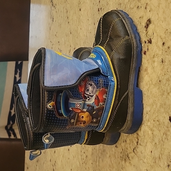 Paw Patrol Snow Boots, size:11/12 - Picture 1 of 5